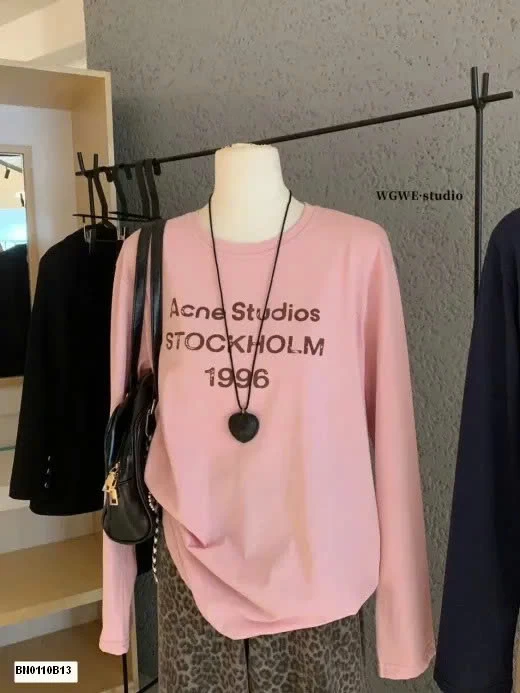 ÁO THUN CHỮ DÁNG RỘNG WGWE