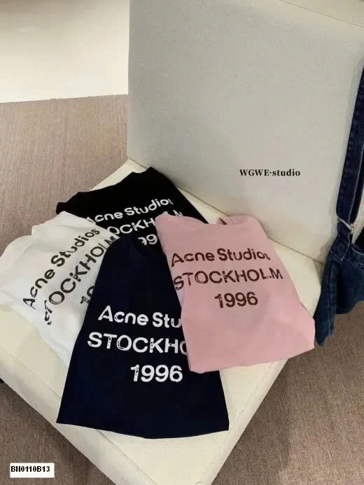 ÁO THUN CHỮ DÁNG RỘNG WGWE