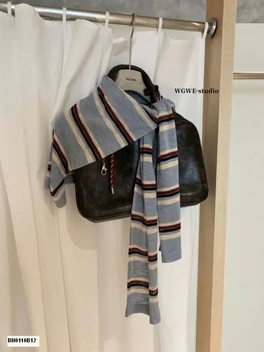 ÁO THUN KẺ DÁNG RỘNG WGWE