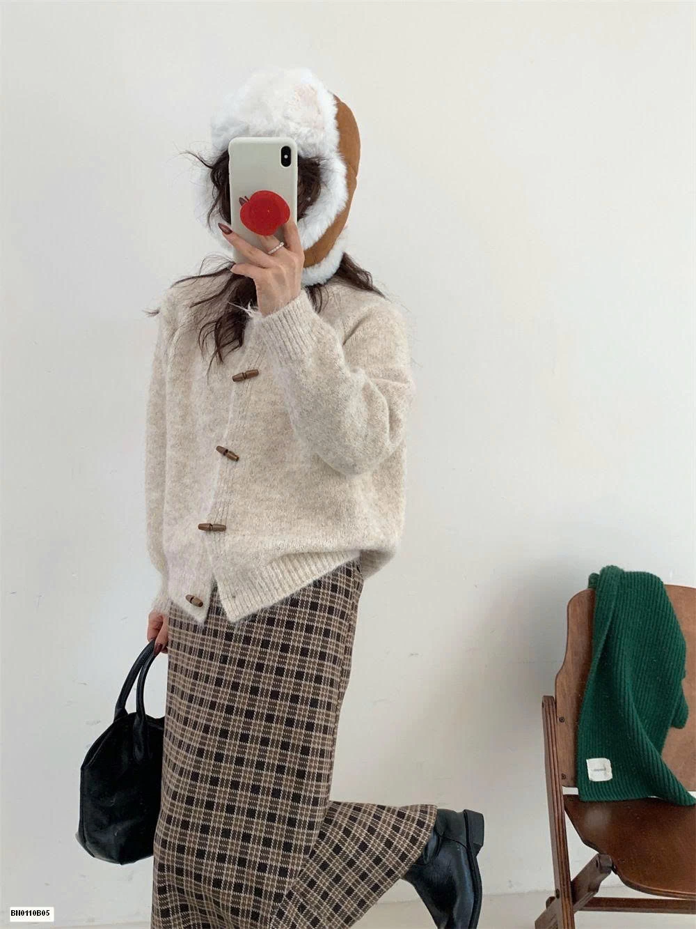 ÁOKHOÁC LEN CÚC GỖ