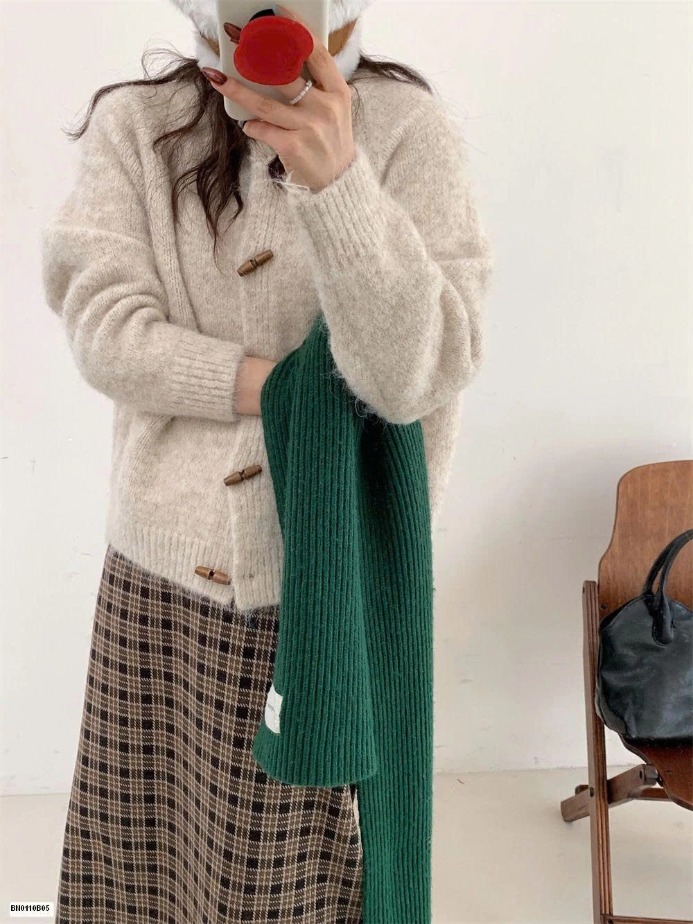 ÁOKHOÁC LEN CÚC GỖ