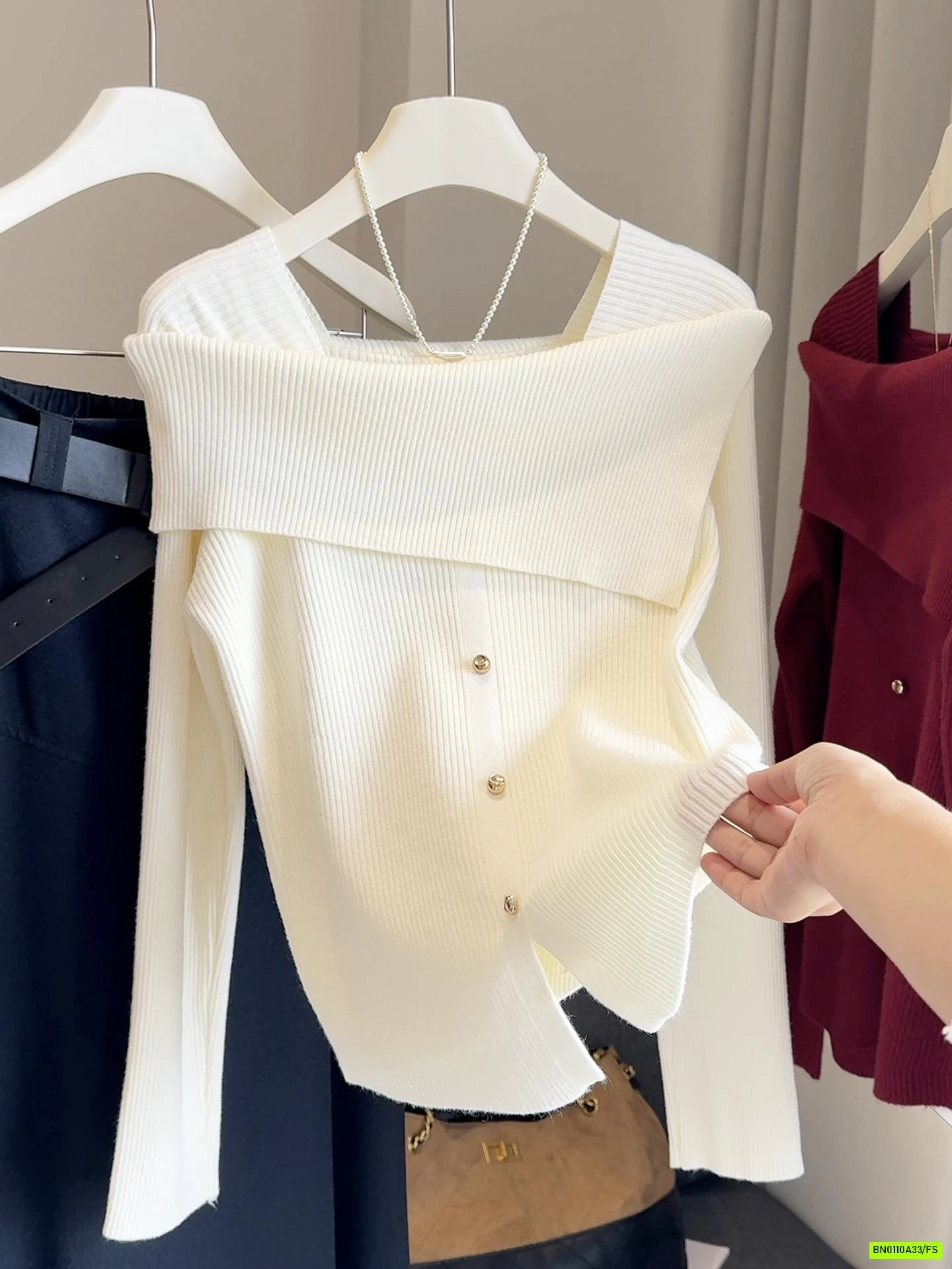 ÁO LEN TRỄ VAI GIẢ CÚC ANNA