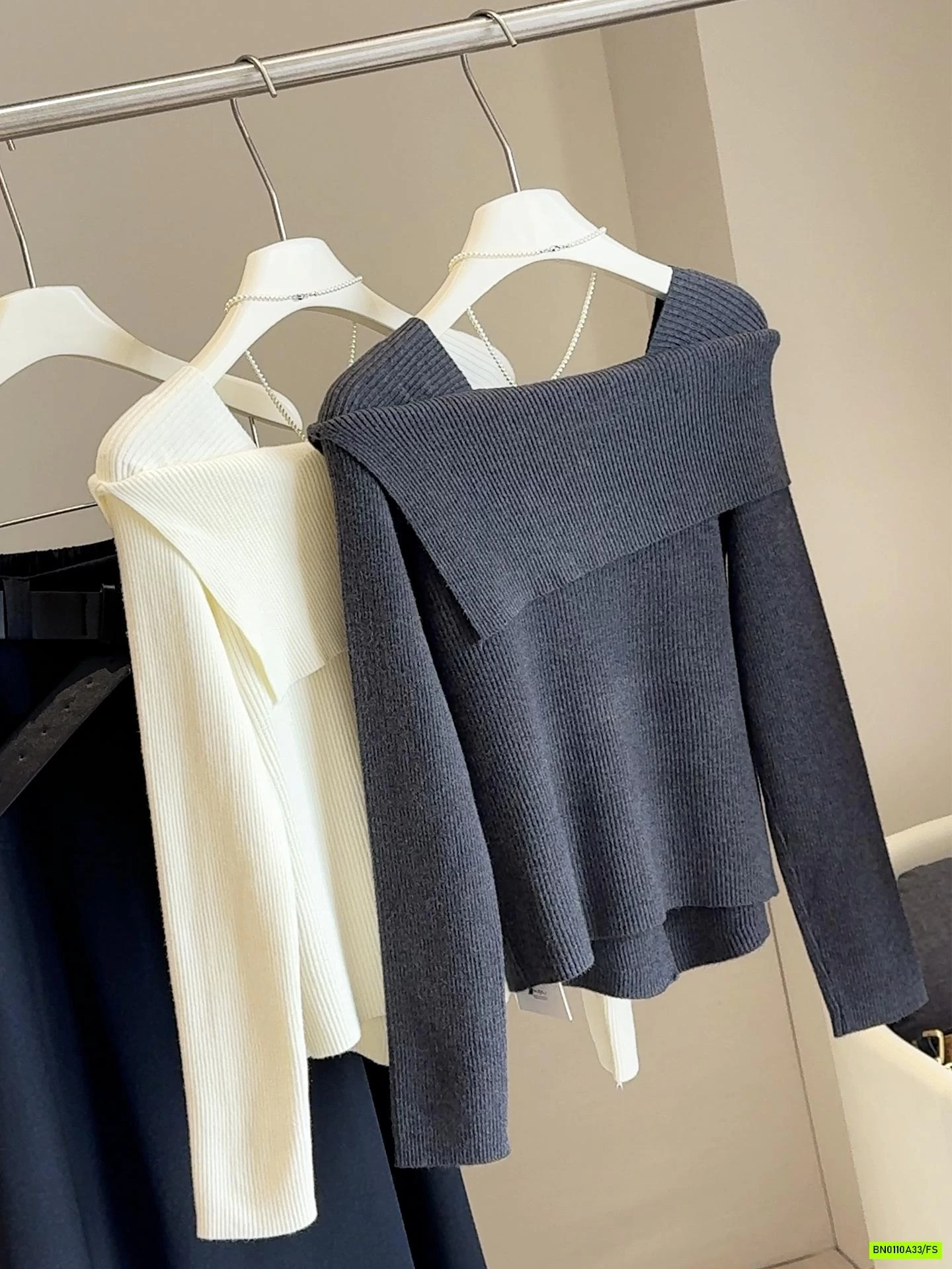 ÁO LEN TRỄ VAI GIẢ CÚC ANNA