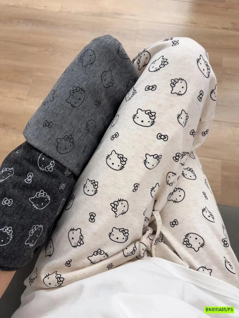 QUẦN NỈ SUÔNG KITTY MẸ