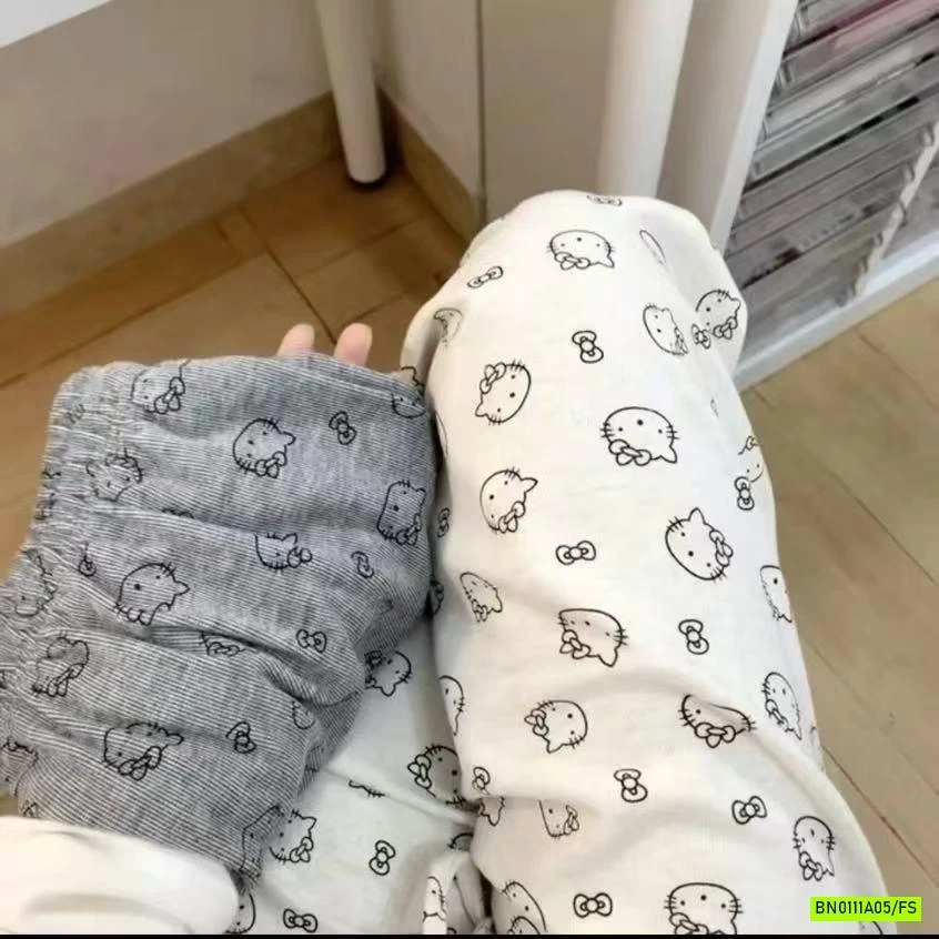 QUẦN NỈ SUÔNG KITTY MẸ