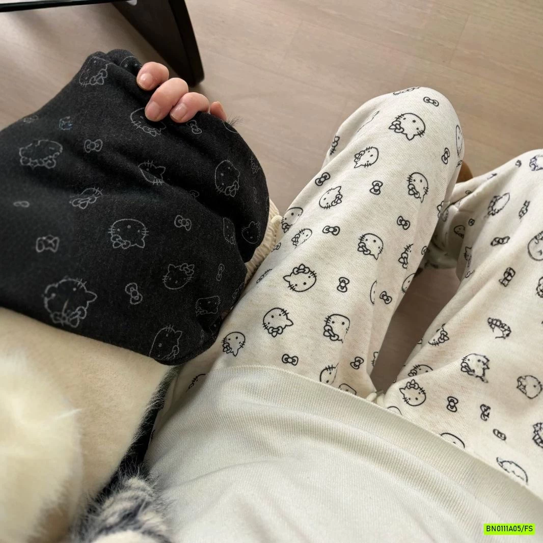 QUẦN NỈ SUÔNG KITTY MẸ