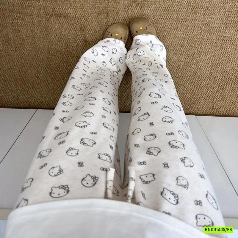 QUẦN NỈ SUÔNG KITTY MẸ