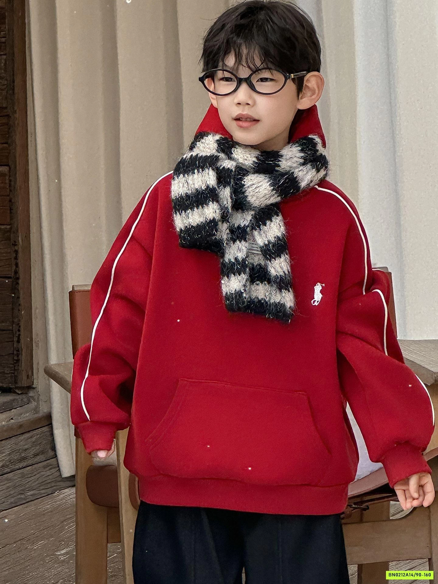 HOODIE ĐỎ SỌC VAI LÓT LÔNG CỪU