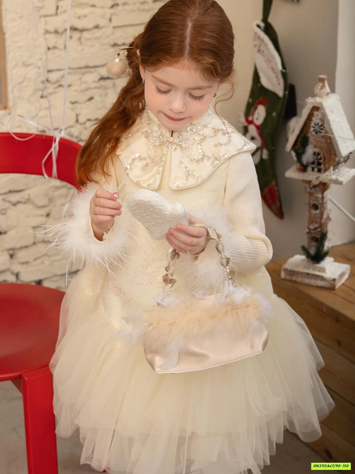 SƯỜN XÁM LÓT NHUNG PHỐI VOAN (KO KÈM ÁO LEN)