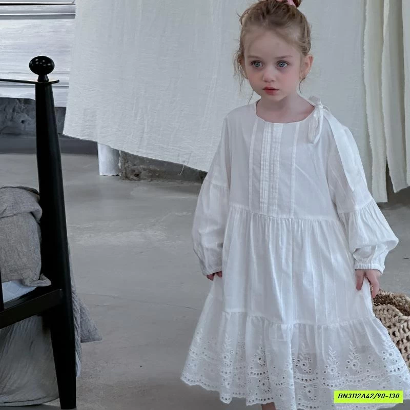 ĐẦM SUÔNG TRẮNG THÊU TIỂU THƯ AMUHOU