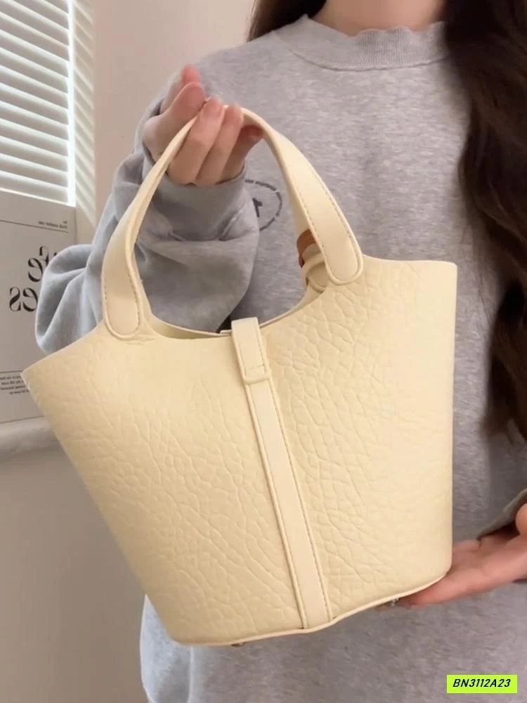 GIỎ XÁCH KÈM MÓC NGỰA CHIO2ND