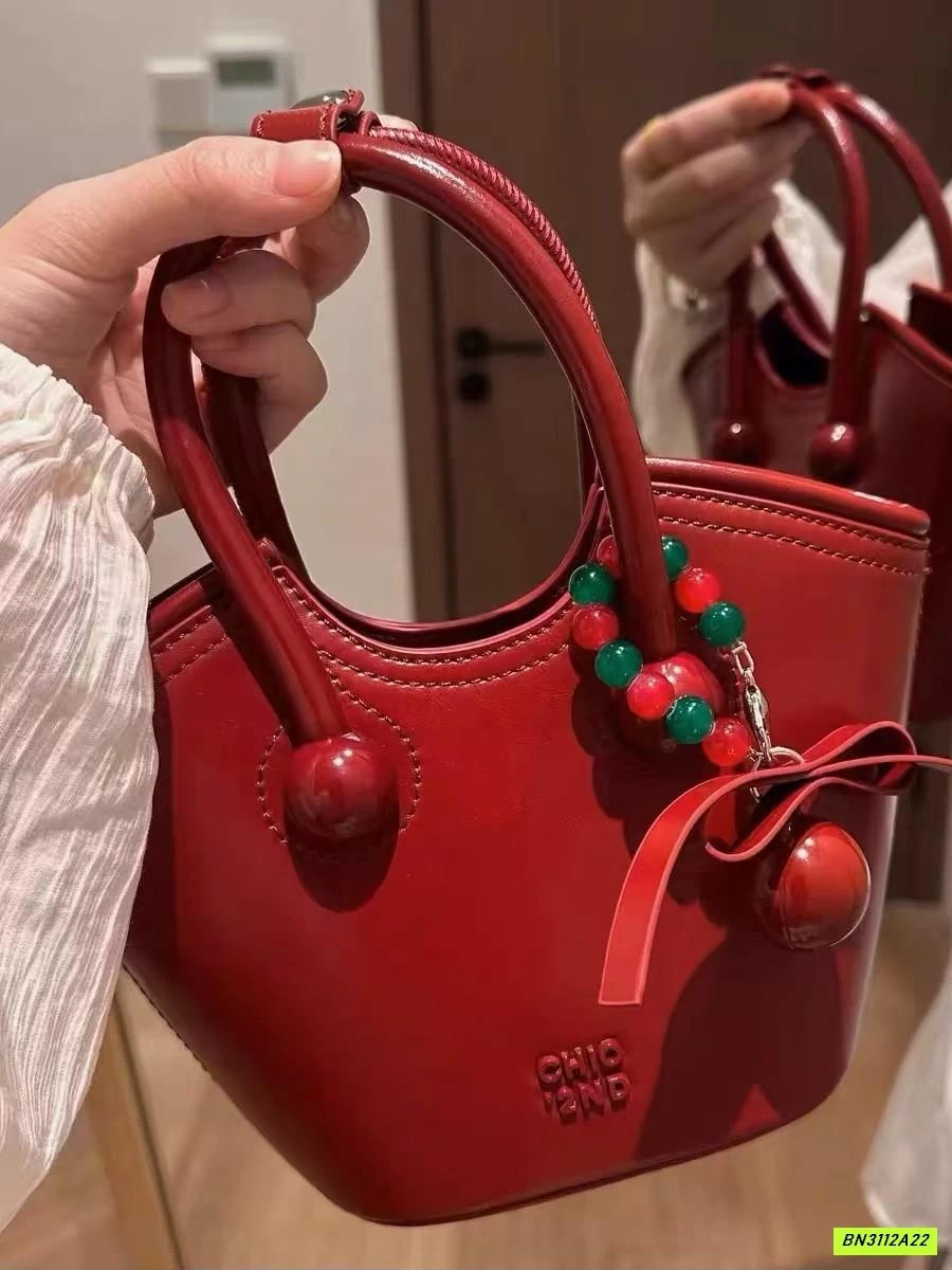 TÚI XÁCH CHERRY ĐỎ CHIO2ND