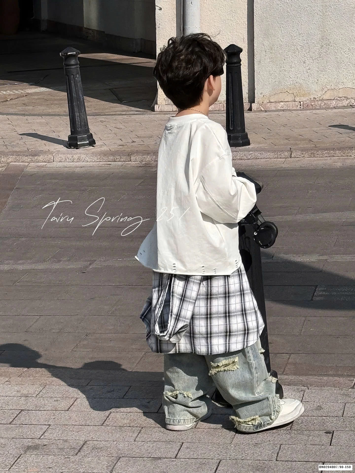 QUẦN JEAN RÁCH CÁ TÍNH