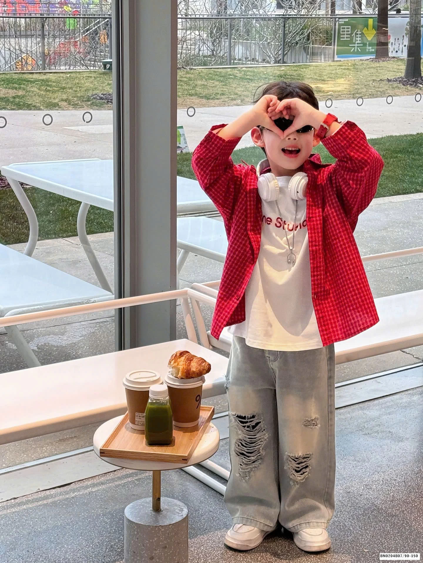 QUẦN JEAN RÁCH CÁ TÍNH