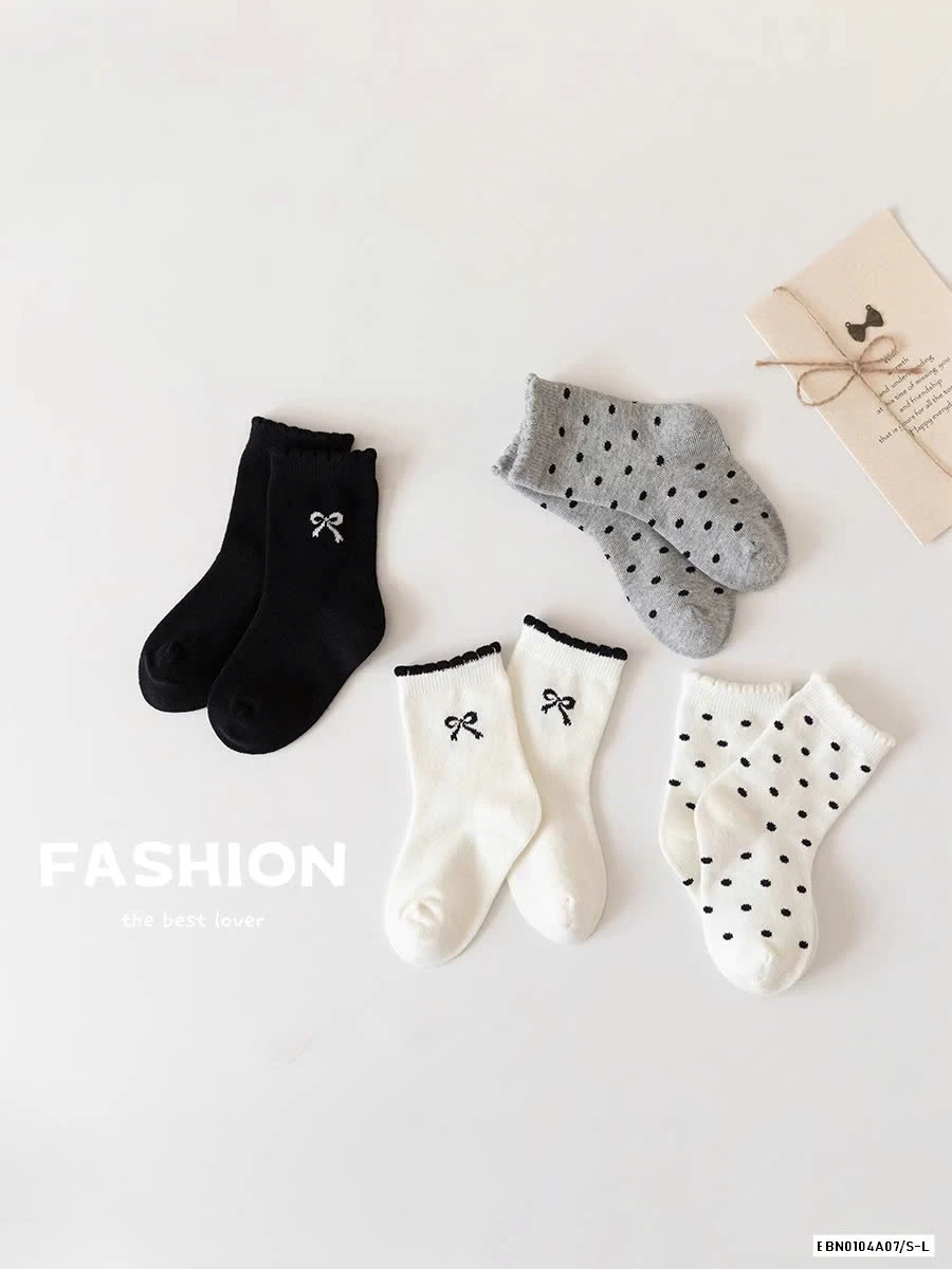 SÉT 3Đ TẤT TONE ĐEN TRẮNG