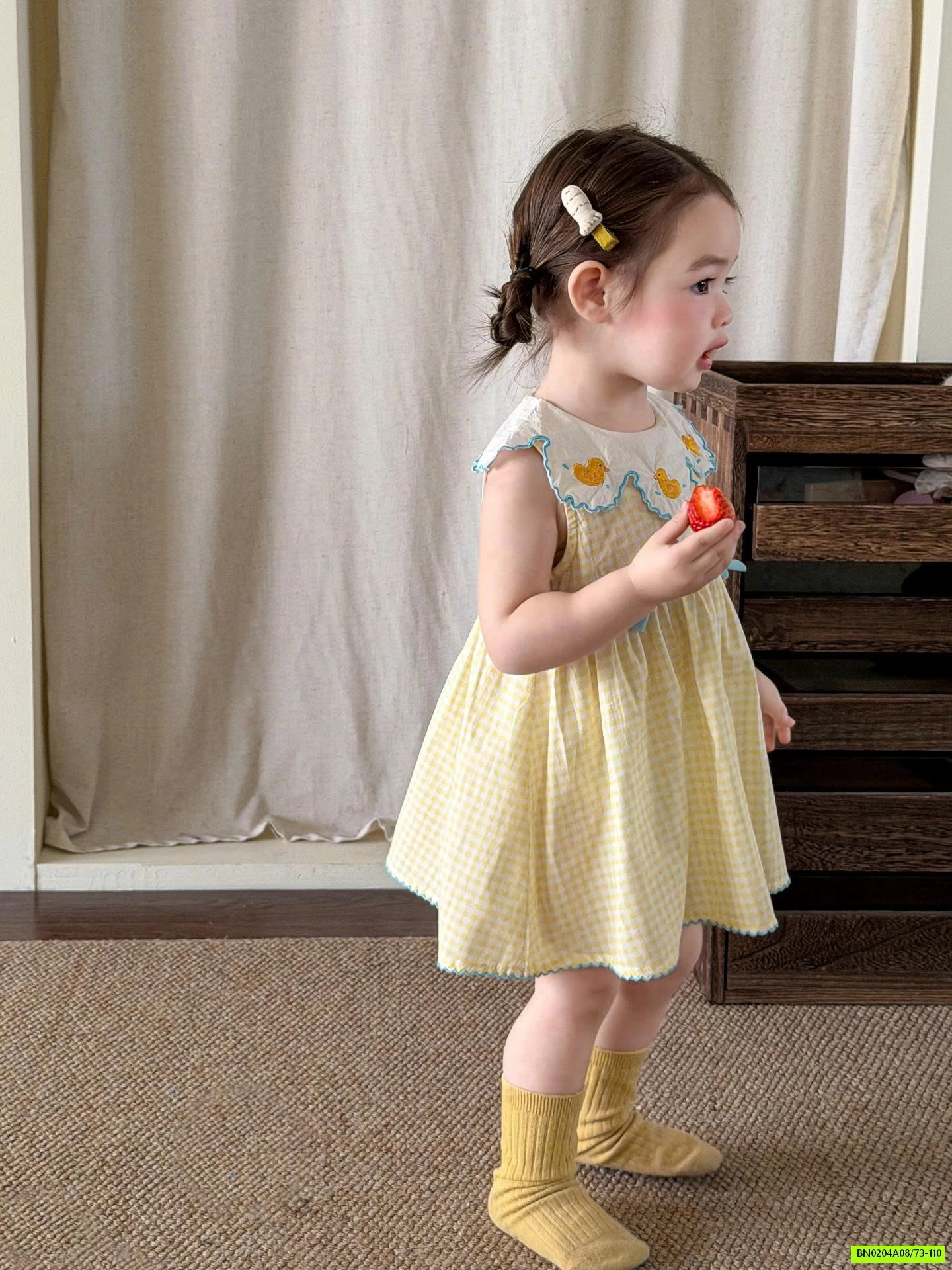 ĐẦM VÀNG THÊU VỊT