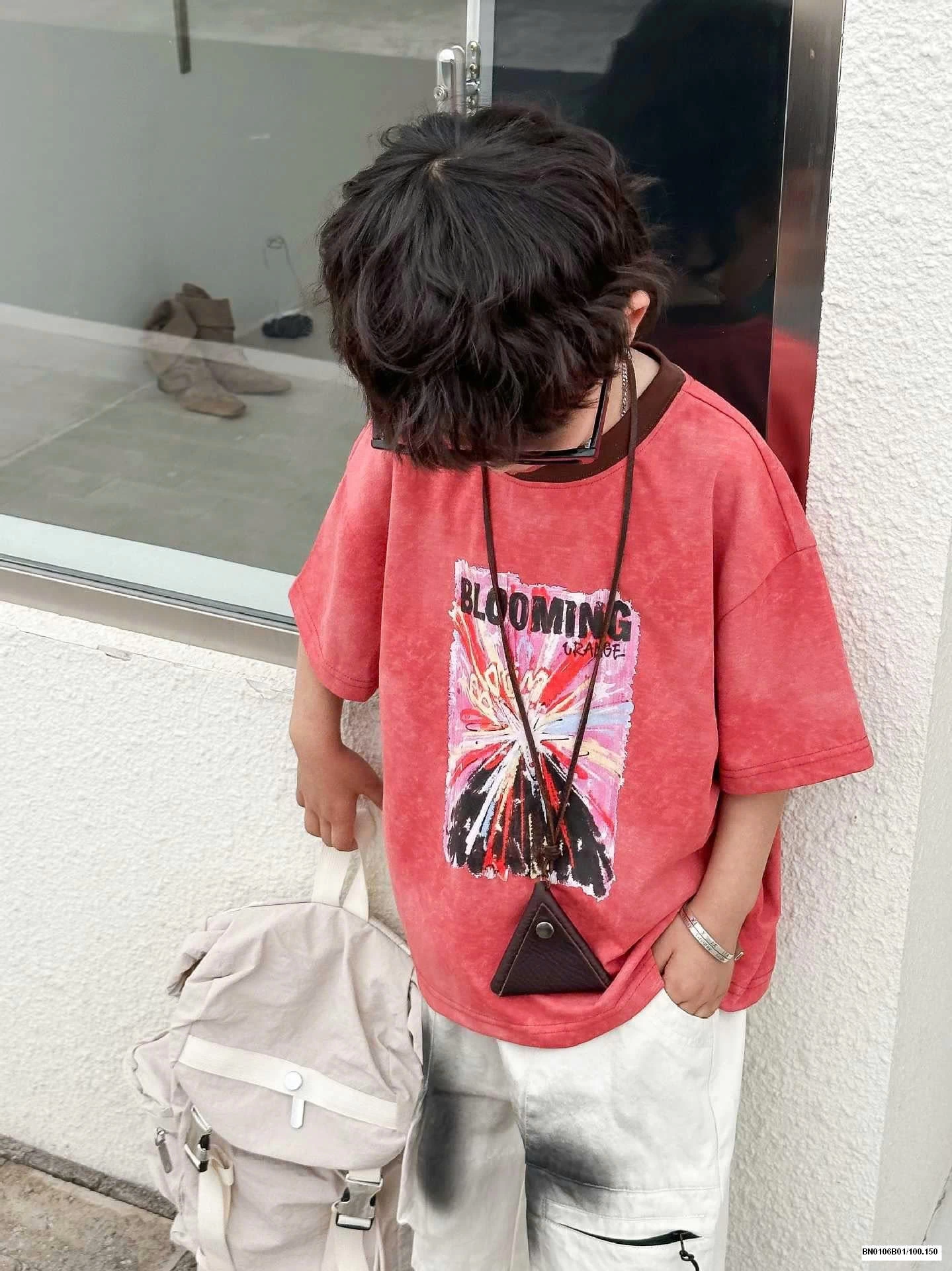 ÁO PHÔNG ĐỎ MIX QUẦN SHORT LOANG MÀU BT