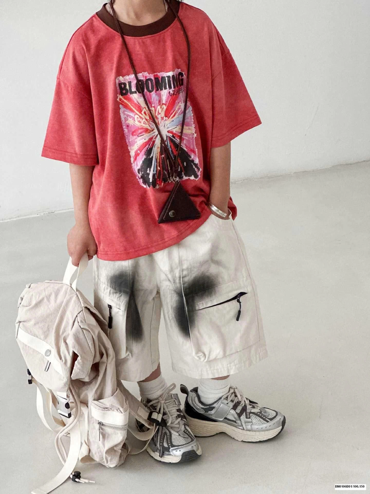 ÁO PHÔNG ĐỎ MIX QUẦN SHORT LOANG MÀU BT