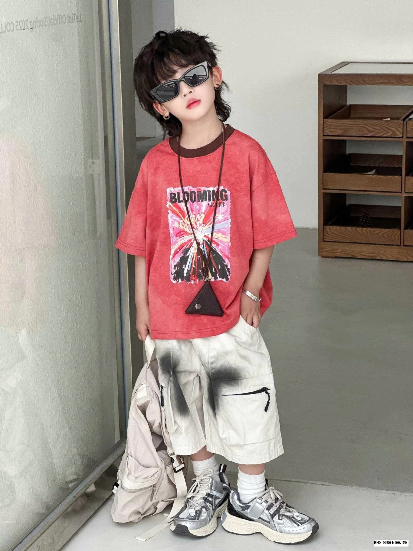 ÁO PHÔNG ĐỎ MIX QUẦN SHORT LOANG MÀU BT