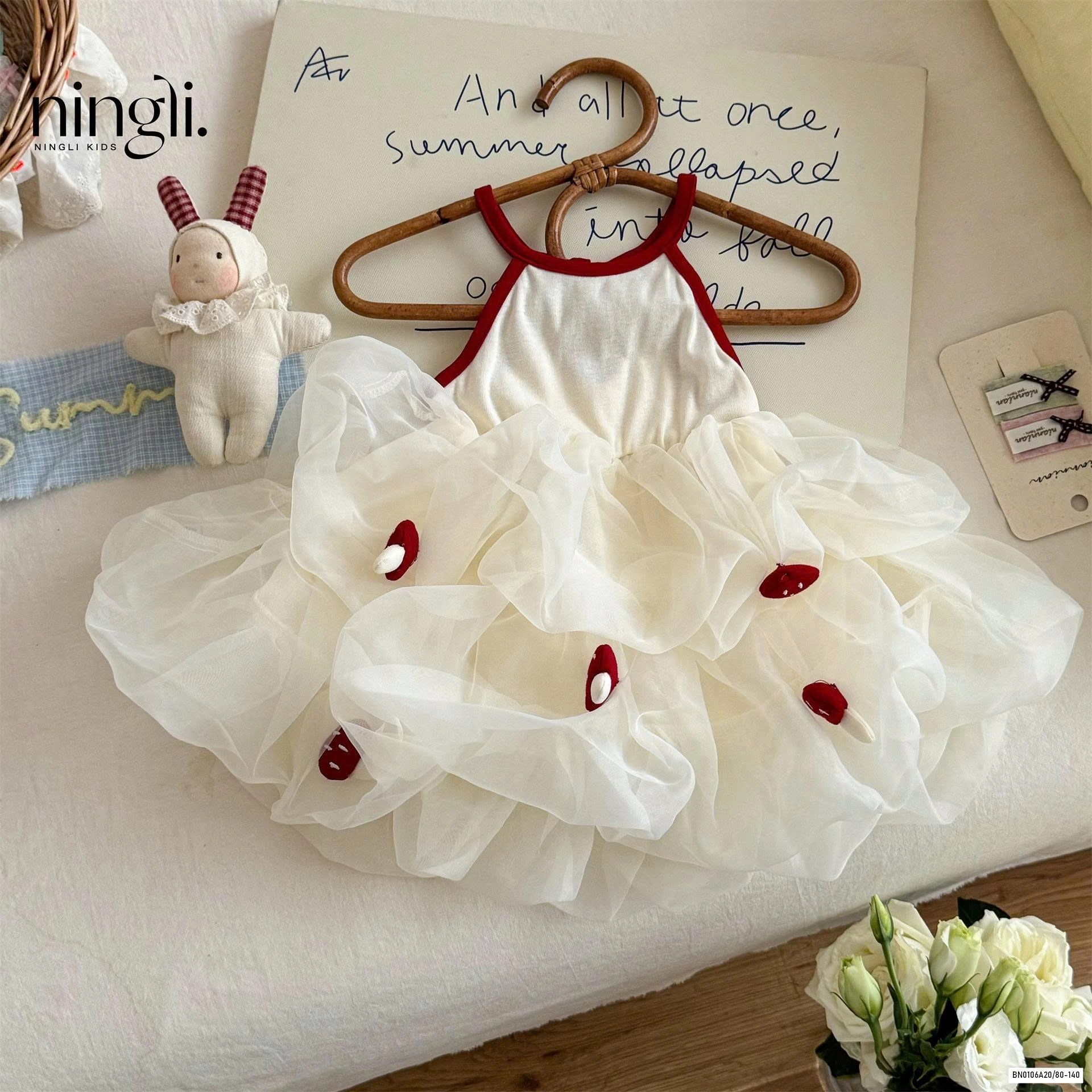 ĐẦM VOAN 2 DÂY GẮN DÂU TÂY