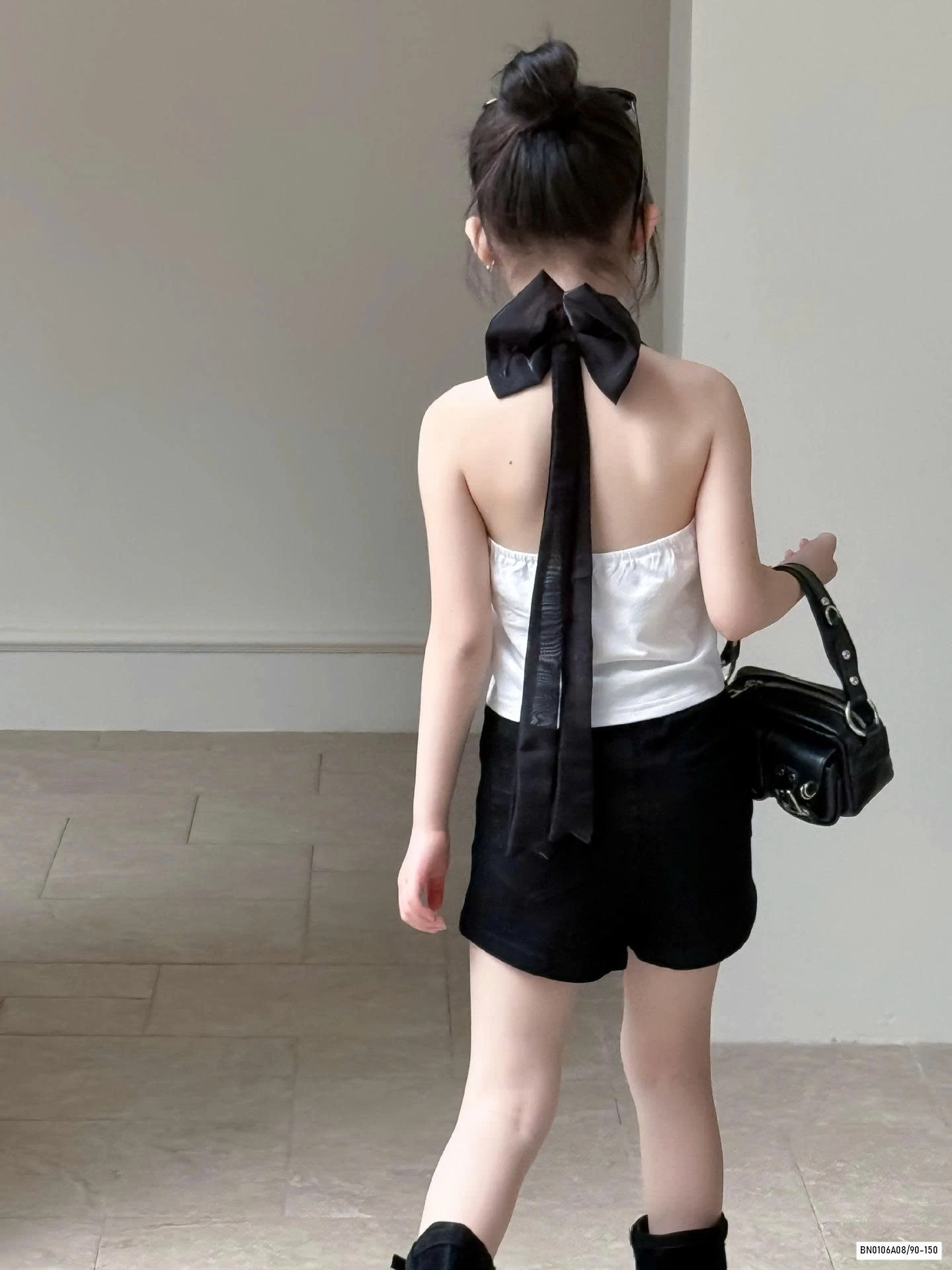 ÁO CÁNH BƯỚM CỔ YẾM