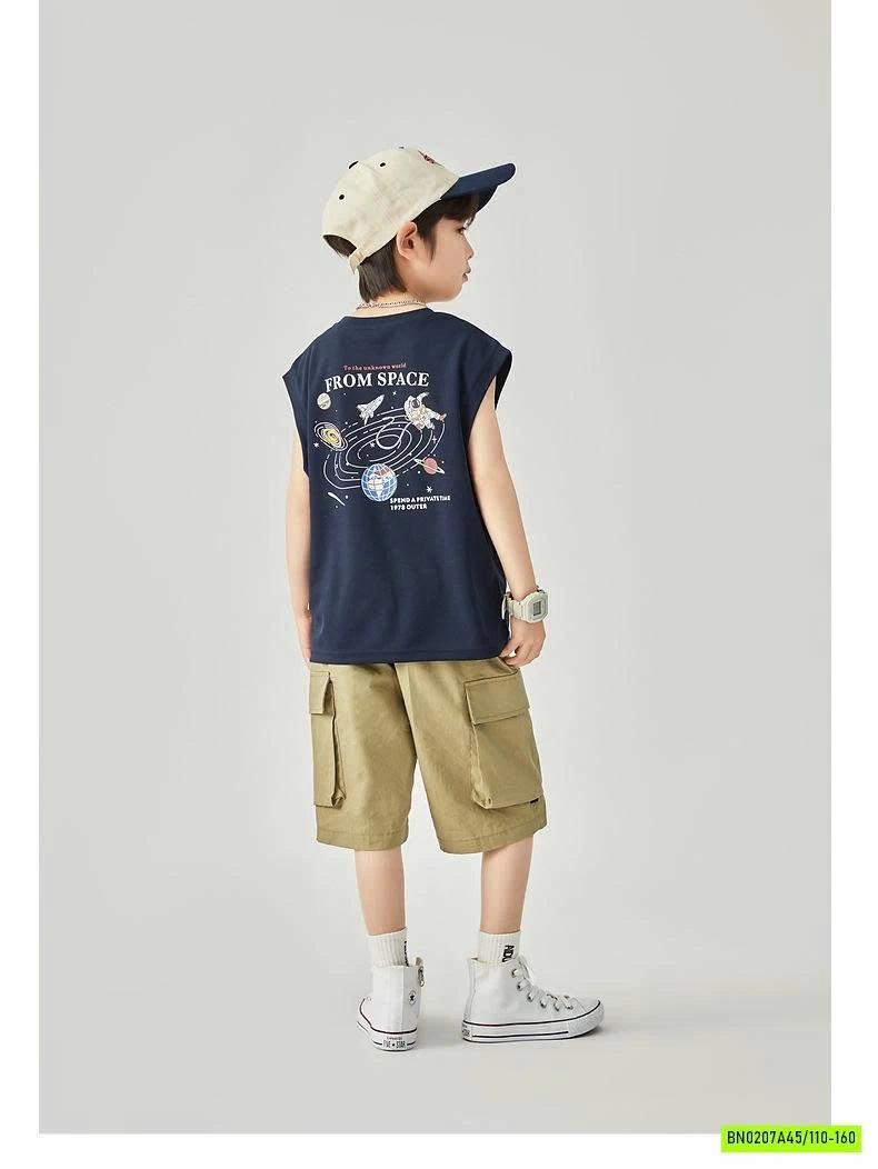 TANKTOP IN VŨ TRỤ