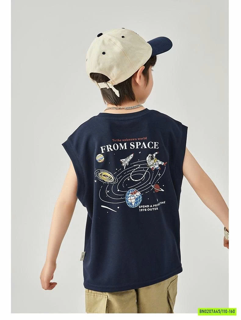 TANKTOP IN VŨ TRỤ