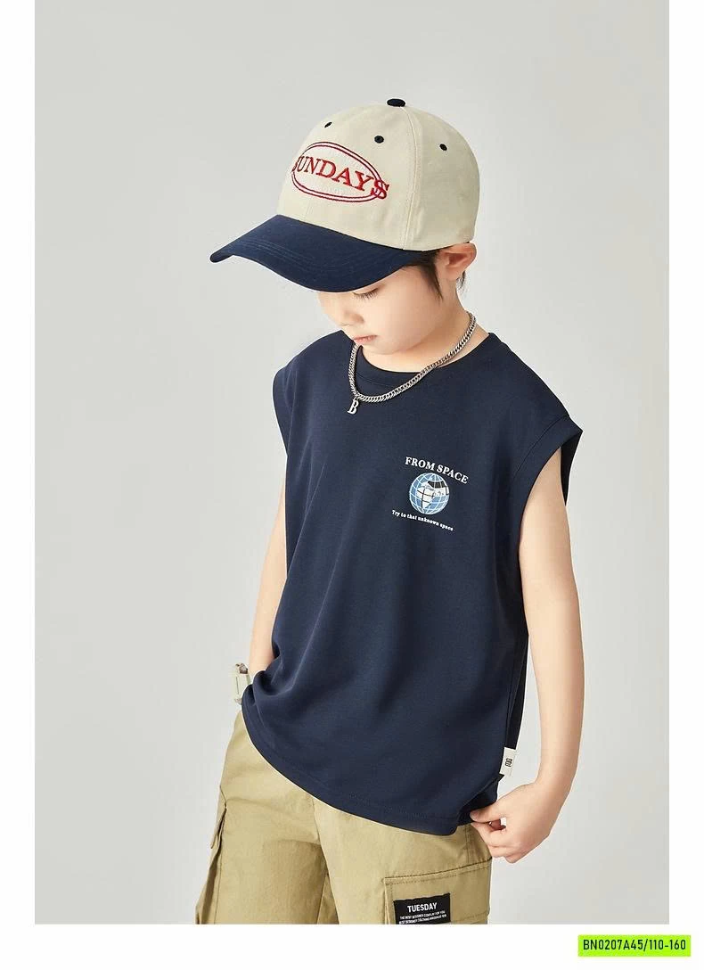 TANKTOP IN VŨ TRỤ