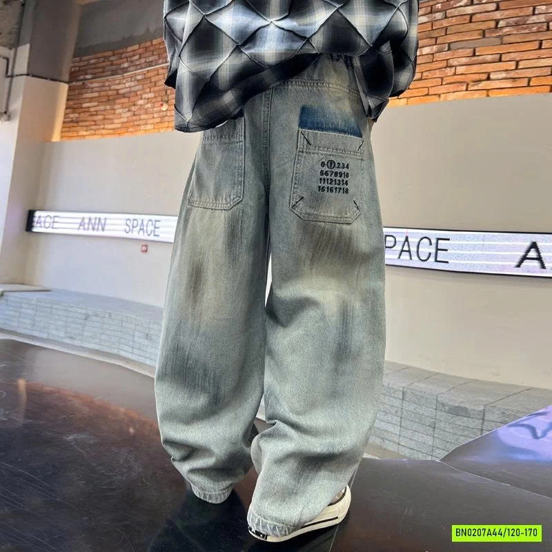 JEANS SUONG BẠC MÀU