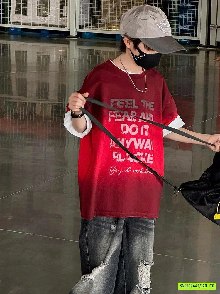 ÁO THUN ĐỎ LOANG IN CHỮ