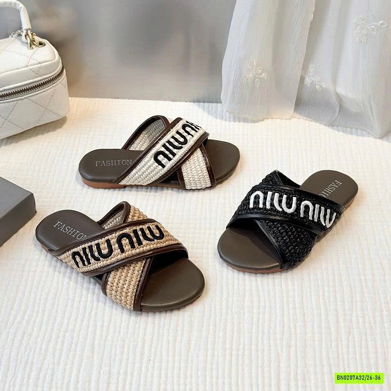 DÉP LÊ MIU QUAI CHÉO