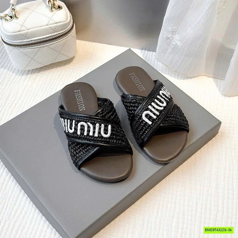 DÉP LÊ MIU QUAI CHÉO