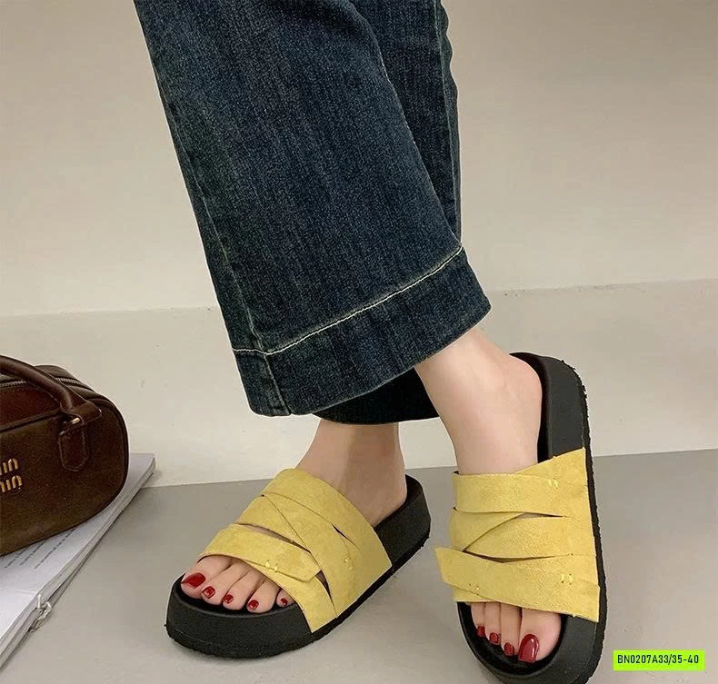 DÉP LÊ ĐẾ CAO QUAI XẾP