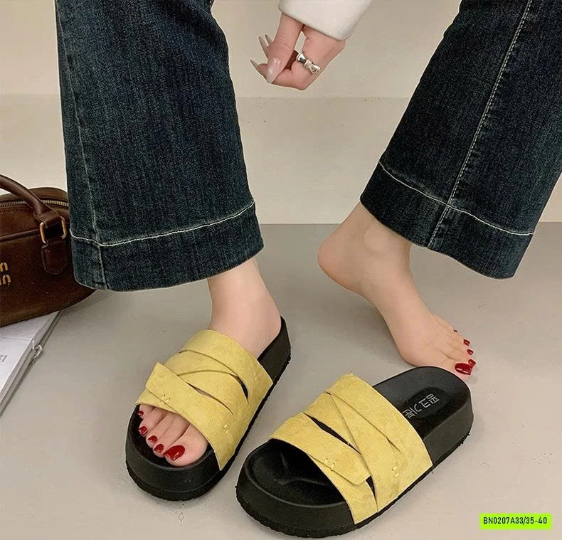 DÉP LÊ ĐẾ CAO QUAI XẾP