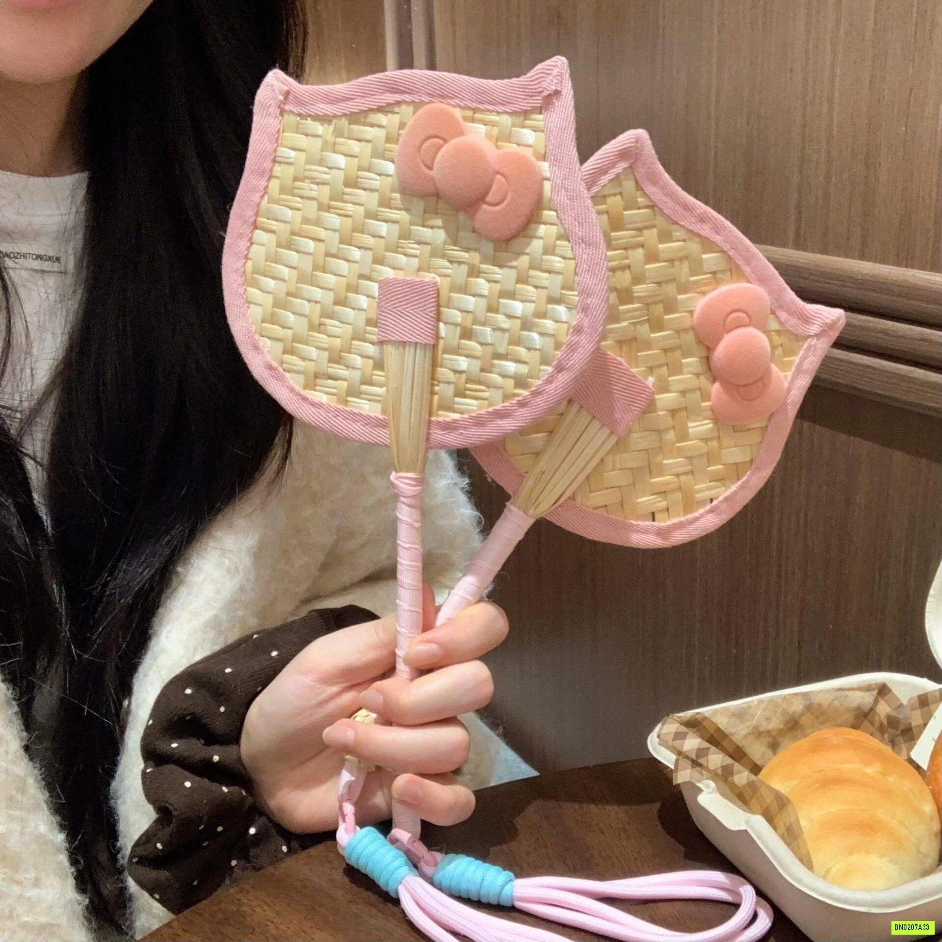 QUẠT CÓI CẦM TAY KITTY SIÊU XINHHH