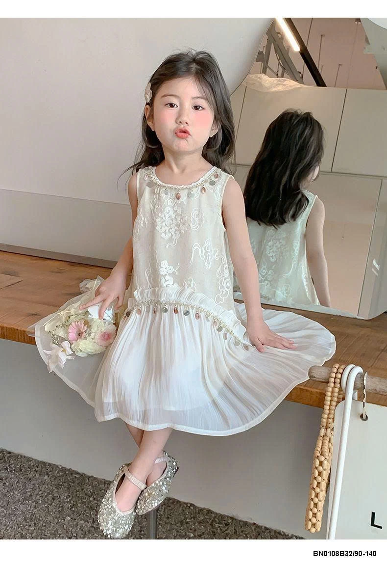 VÁT SÁT NÁCH GẮN ĐÁ SẮC MÀU