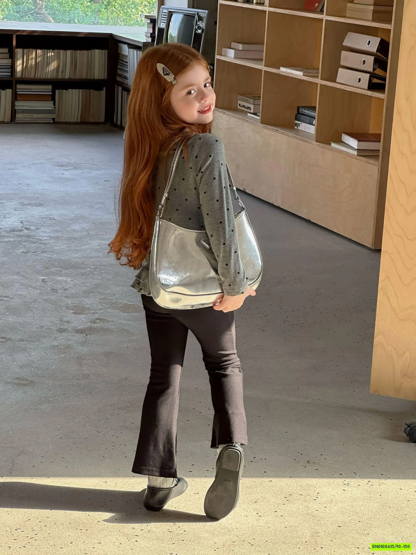 ÁO THUN CHẤM BI VIỀN BÈO