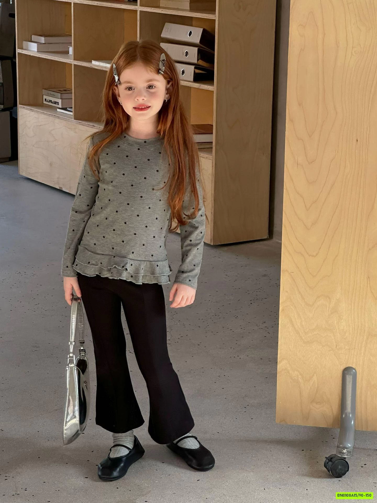 ÁO THUN CHẤM BI VIỀN BÈO