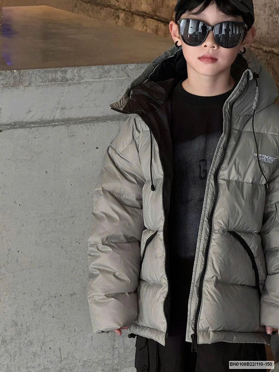 ÁO PHẢI TRƠN LIỀN MŨ LOGO CHỮ