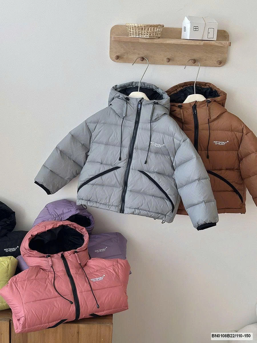 ÁO PHẢI TRƠN LIỀN MŨ LOGO CHỮ