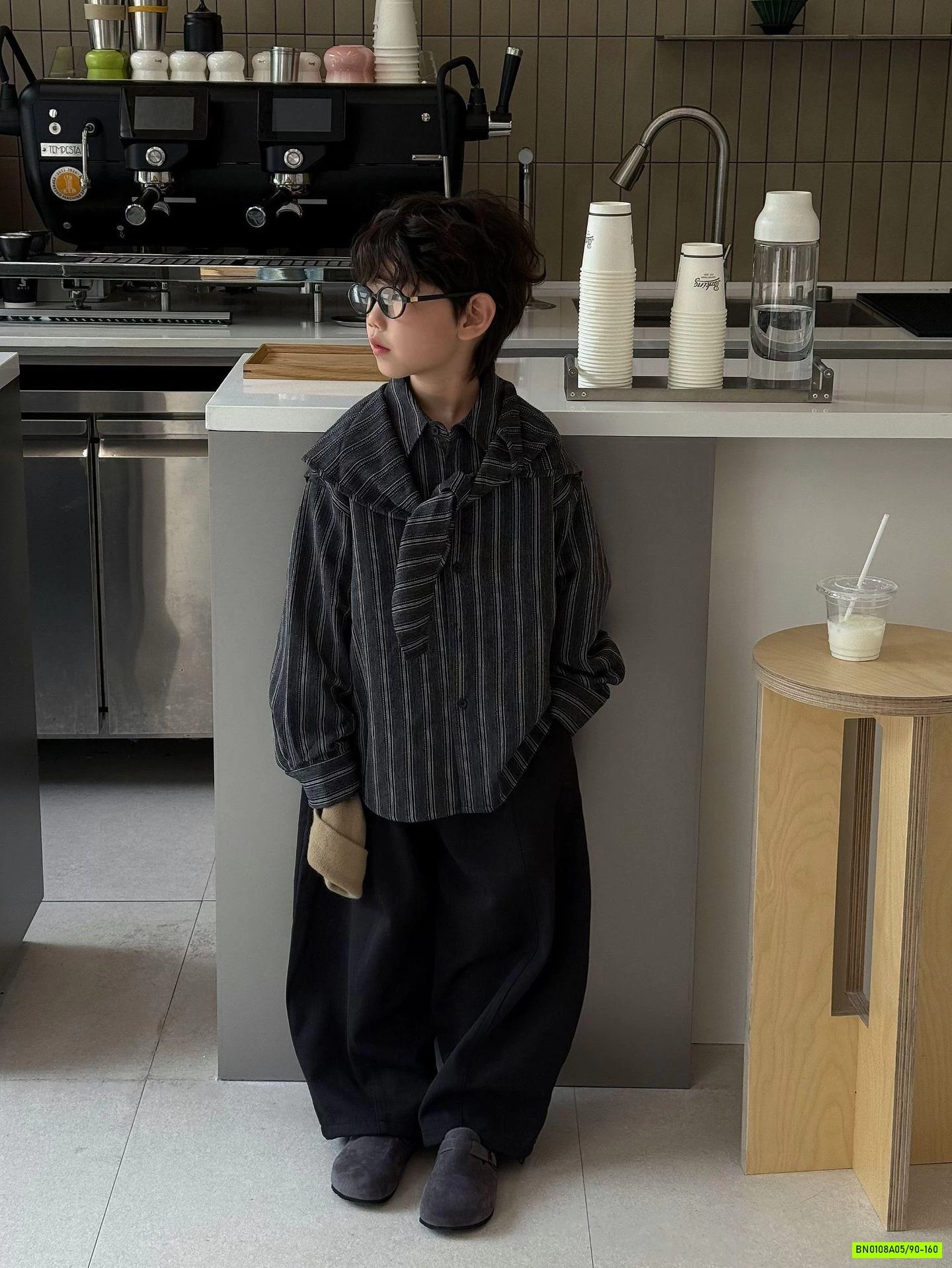 SƠ MI SỌC KÈM KHĂN CHOÀNG