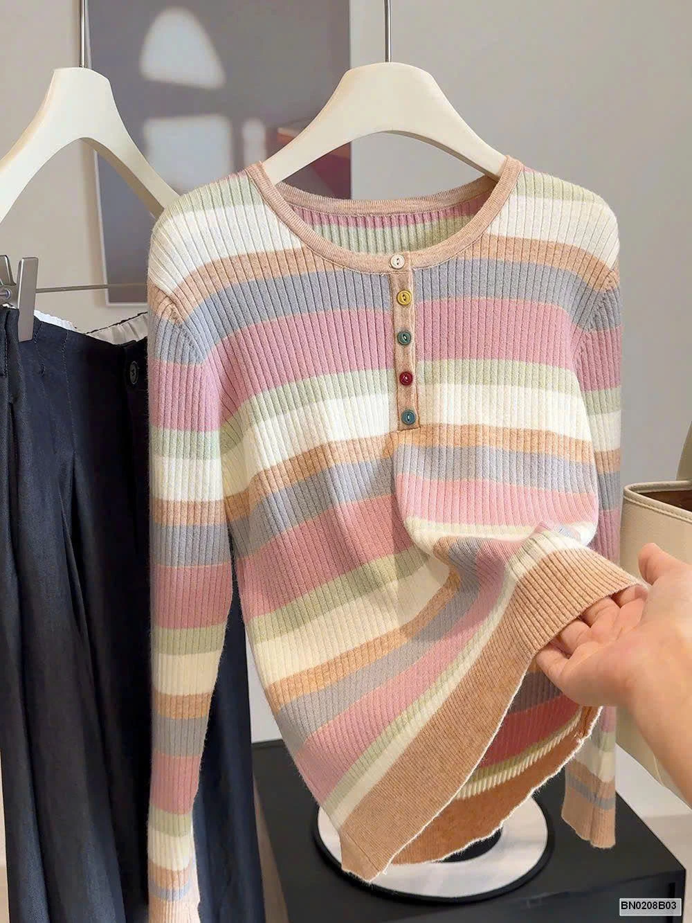 ÁO LEN KẺ SẮC MÀU CÚC NGỰC ANNA