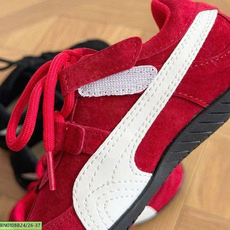 GIÀY SNEAKER DA LỘN CON BÁO