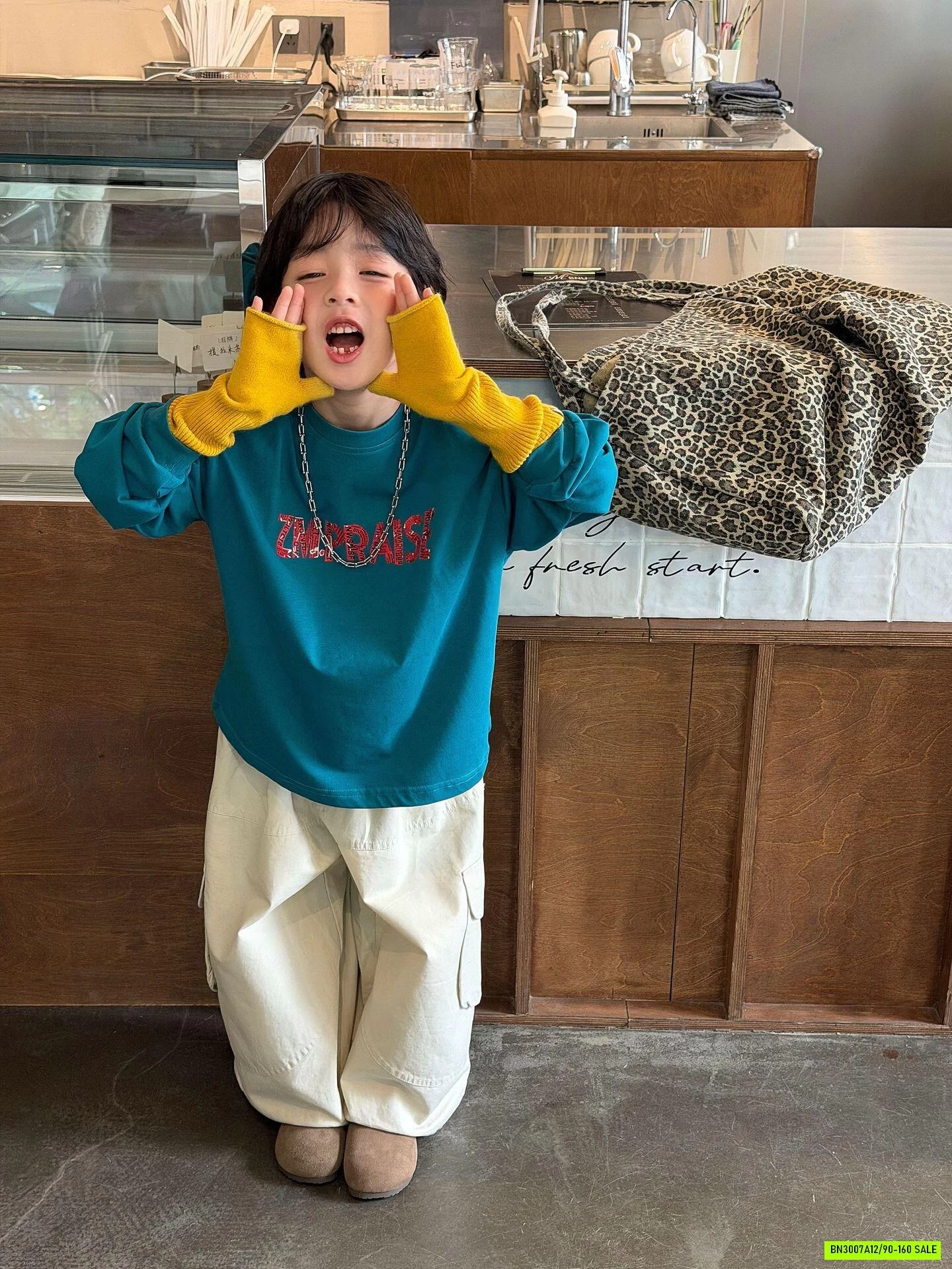 ÁO THUN THÊU CHỮ NỔI FANSHU