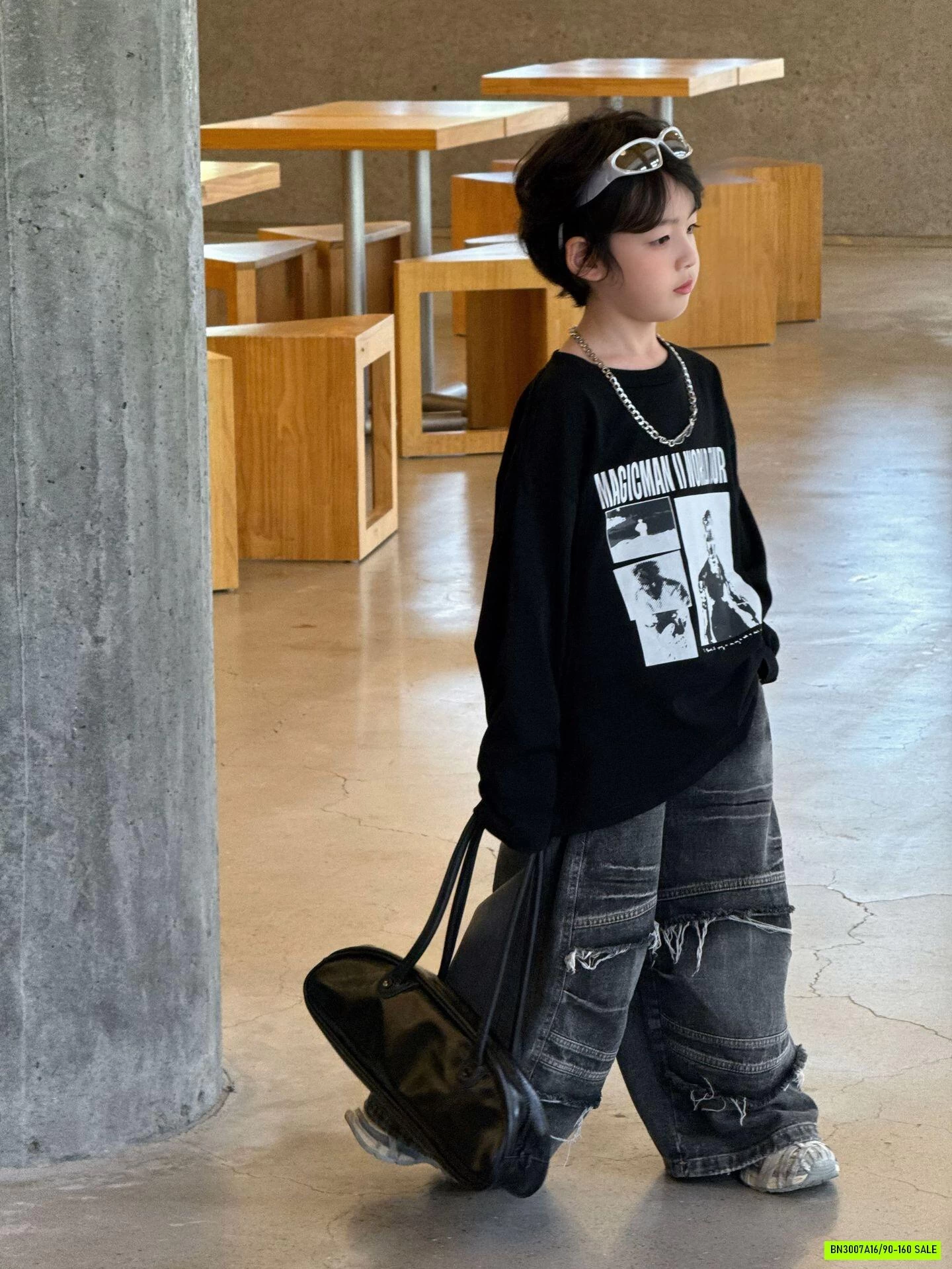 JEANS SUÔNG ĐEN RÁCH LOANG FANSHU