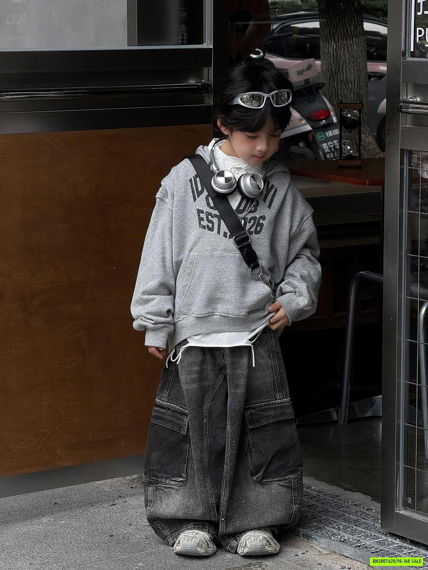 JEANS TÚI HỘP VẨY SƠN CÁ TÍNH FANSHU