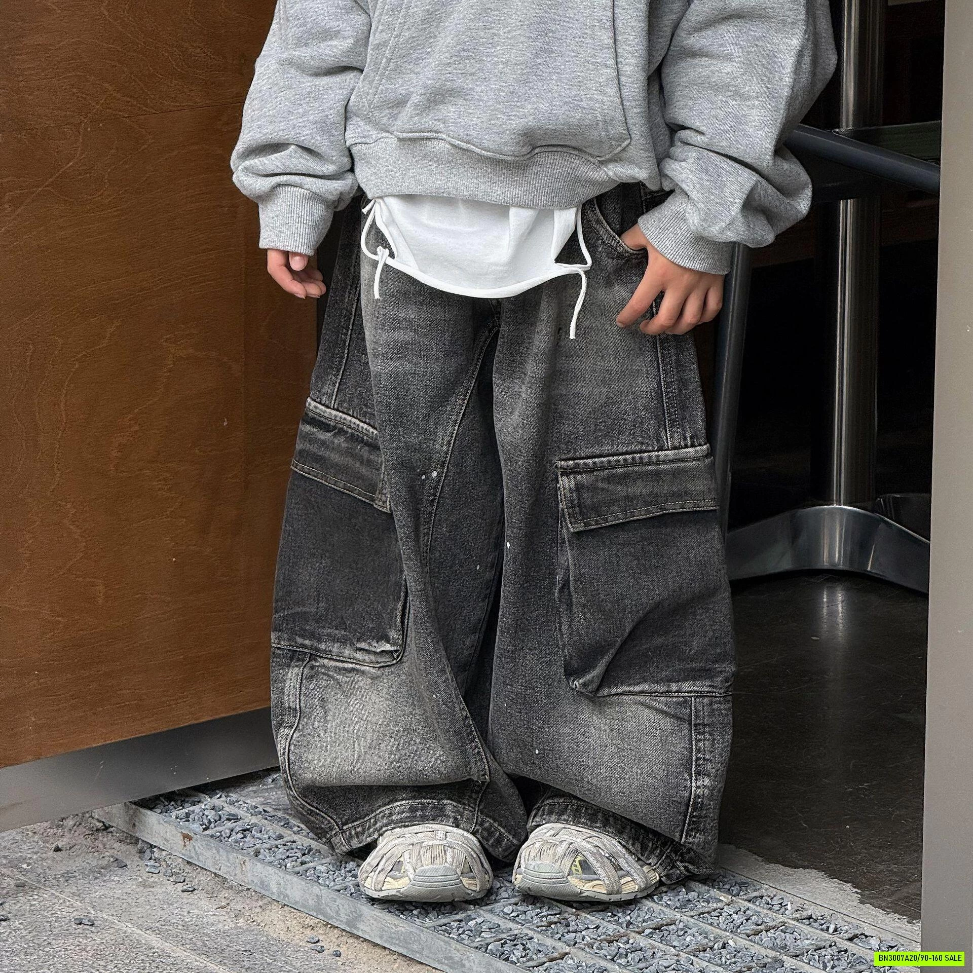 JEANS TÚI HỘP VẨY SƠN CÁ TÍNH FANSHU