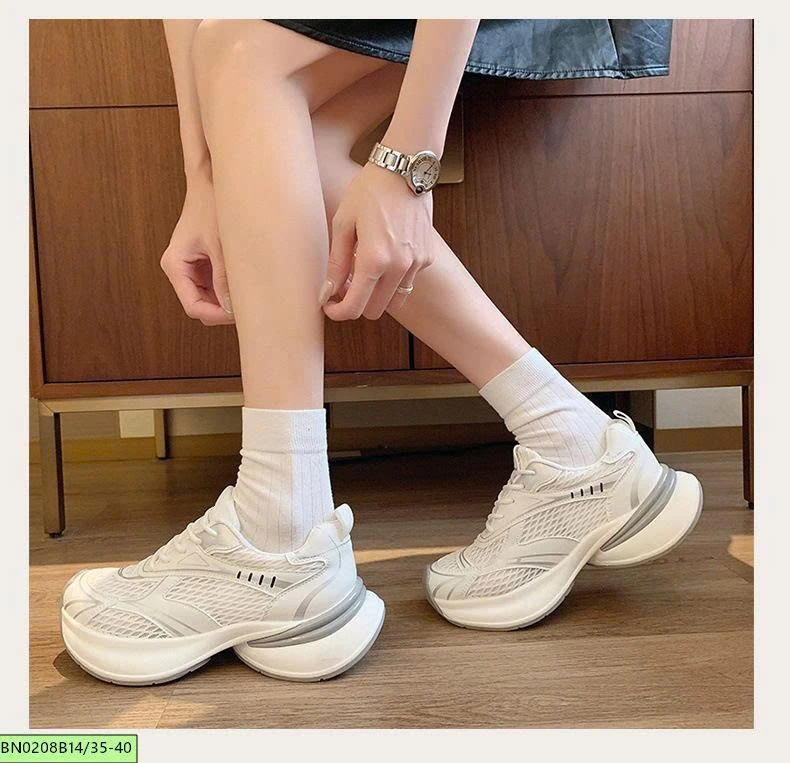 GIÀY THỂ THAO NỮ ĐỘN ĐẾ