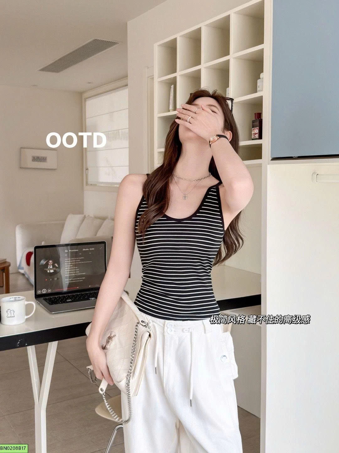 ÁO 2 DÂY SỌC NGANG