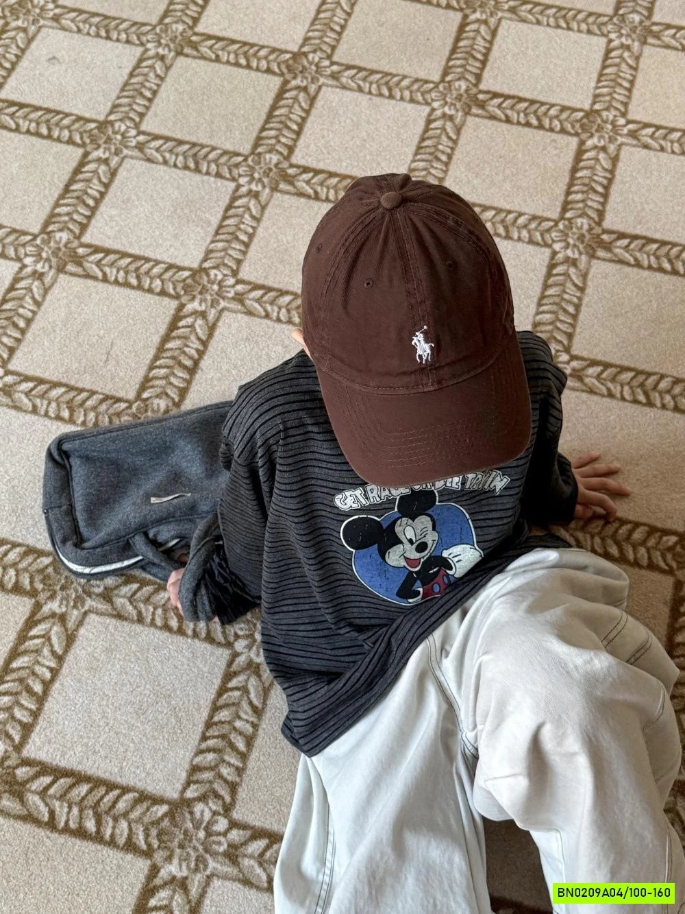 ÁO KẺ MICKY MIX QUẦN SUÔNG